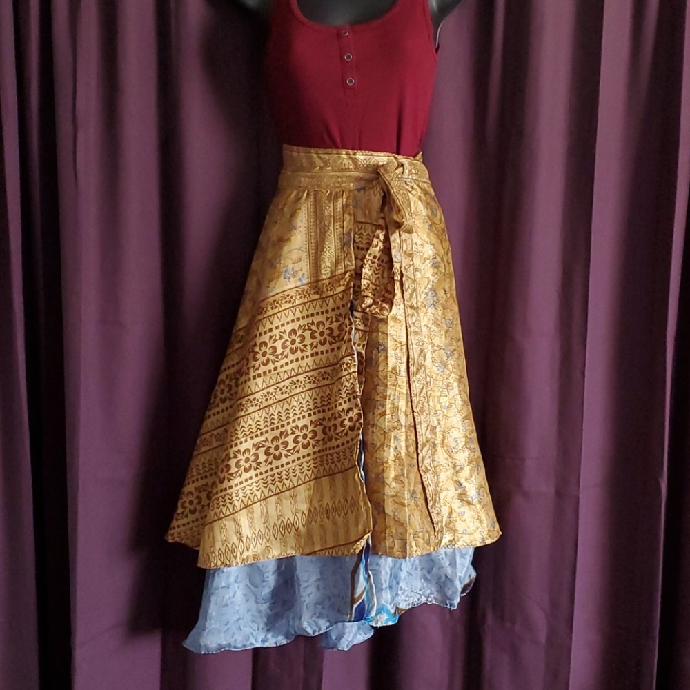 Multi-layer wrap skirt